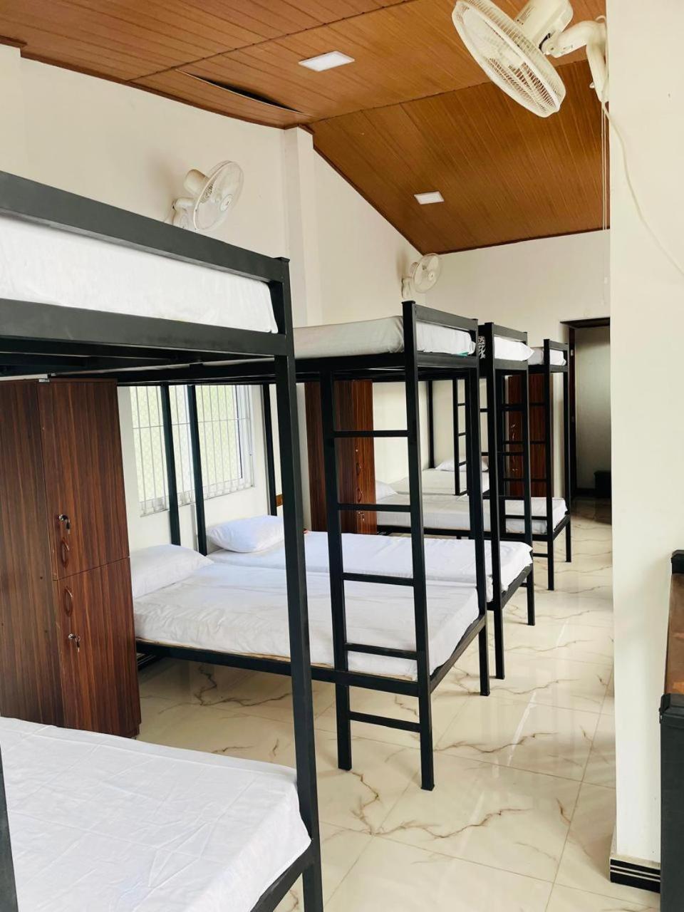 Star Village Hostel 캔디 외부 사진